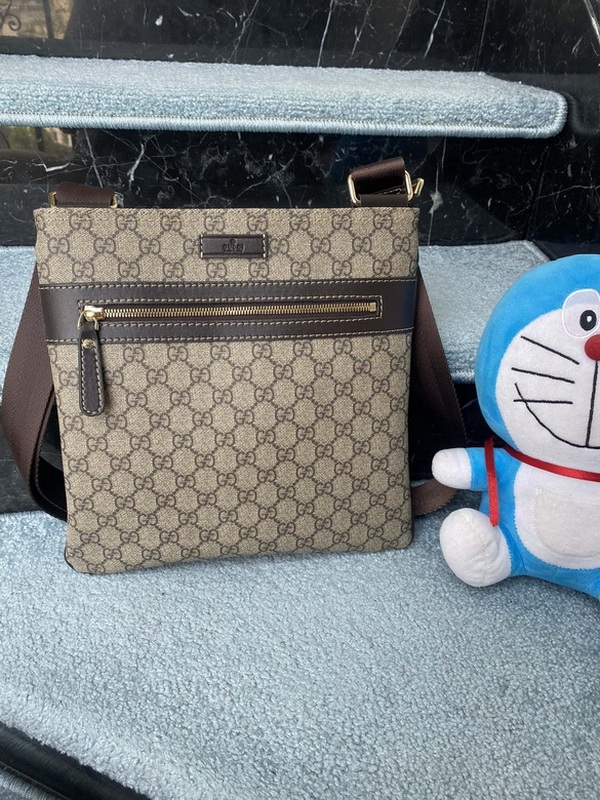 Gucci Handbags 239